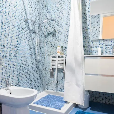 The Heart Of - Free Parking Apartment Lido di Ostia
